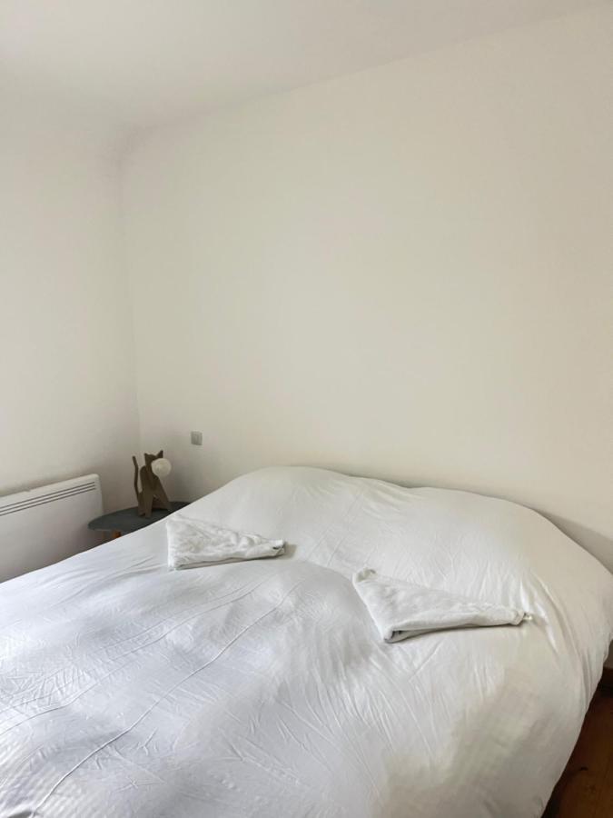 Ecu : Superbe Appartement Avec Exterieur Reims Exterior foto